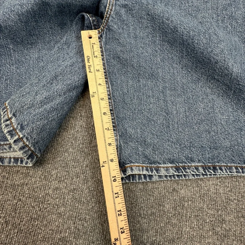 Levis size note